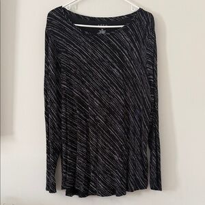 APT. 9 Women's‎ Black and White Striped Long Sleeve Top Size XL